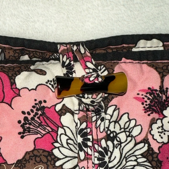 Vera Bradley Tote w/ Tortoise Shell Toggle Closure in Mocha Rouge - Picture 3 of 8